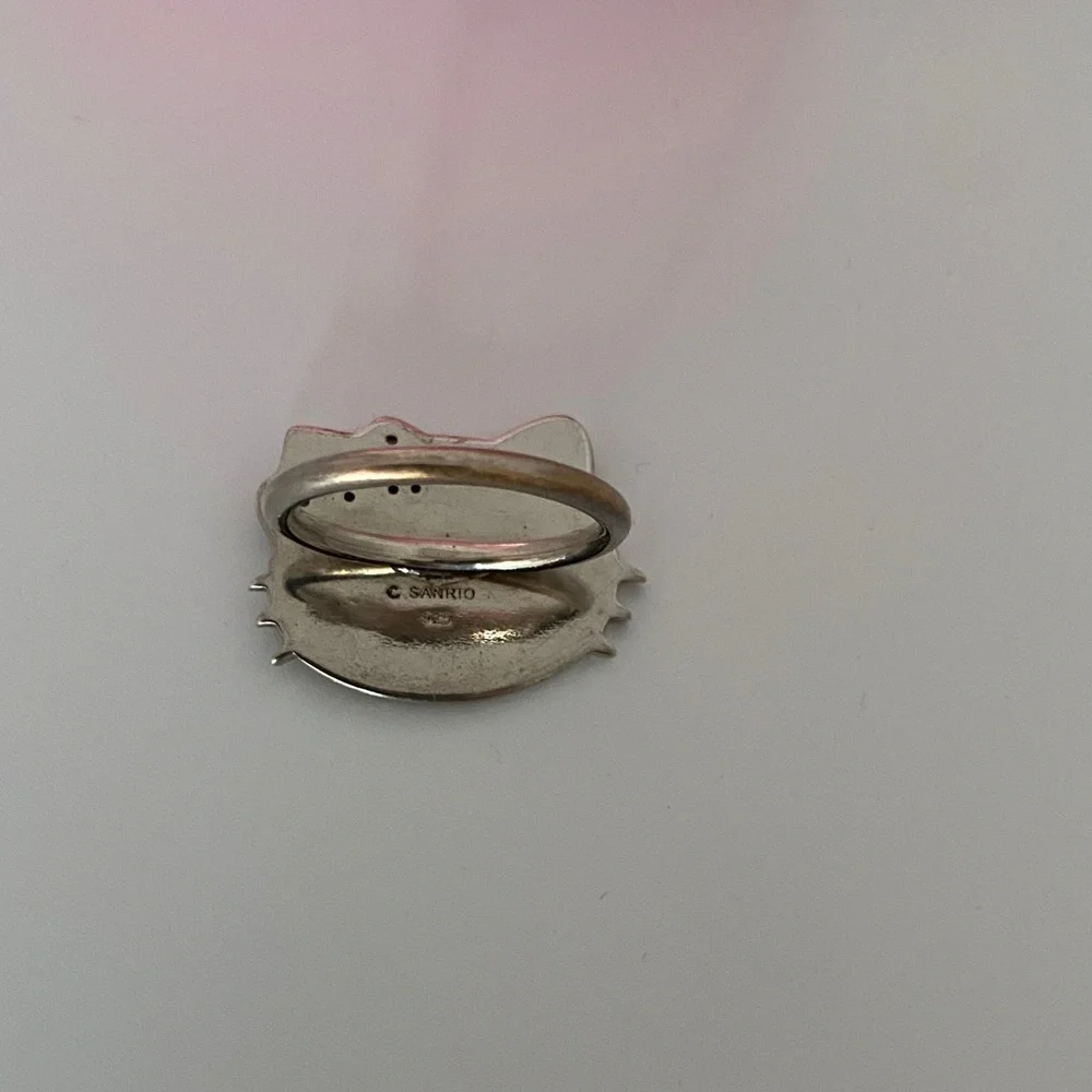 Hello Kitty Sterling Silver Ring with Pink Gem Stone Bow Size 8 - Picture 4 of 11